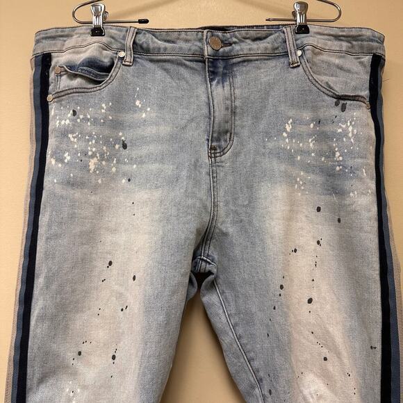 THRT Size 44 Men's Blue Light Wash Denim Jeans Distressed Splatter Streetwear - Picture 6 of 13